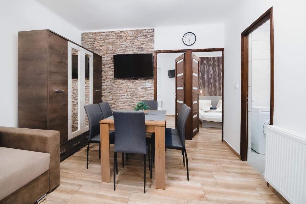 Reborn Lux Apartments Hajdúszoboszló Eksteriør billede
